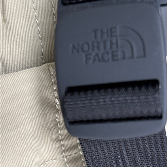 The North Face Men's Paramount‎ Trail Beige Belted Nylon Outdoor Short Size 38 - Picture 3 of 8